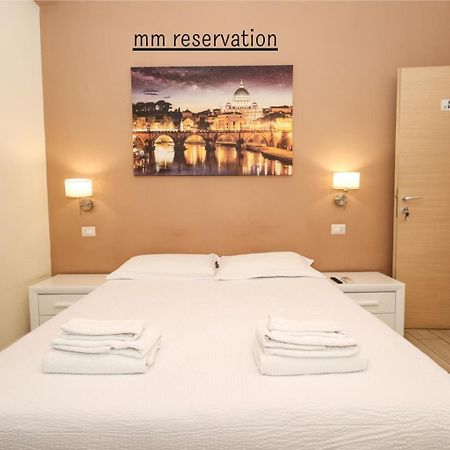 Le Ghiande Guest House Casal Palocco Exterior photo